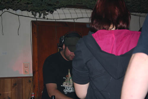 techno_vs_d&b 235